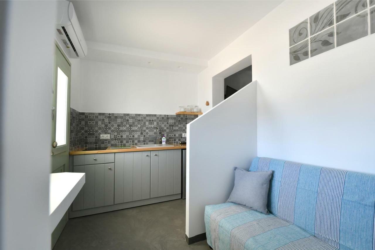 Lorenzo Studios And Suites Paros Náusza Kültér fotó